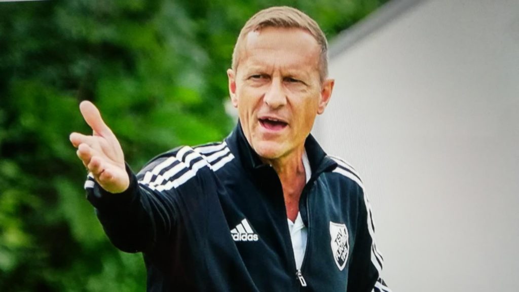 Wolfgang Szellas, Trainer TSV Flintbek